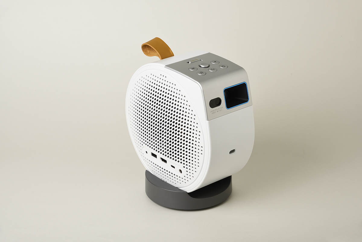 BenQ「LED天井モバイルプロジェクター｜GV50」