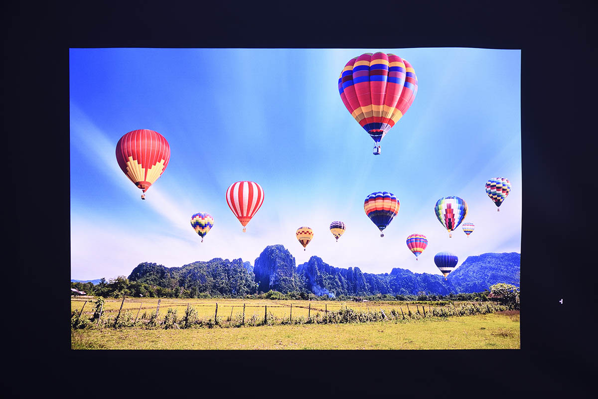 2025年】プロジェクターのおすすめ品14選！一人暮らし・天井用