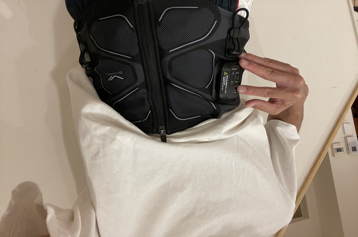 SIXPAD（シックスパッド）の効果は？運動不足の理学療法士が検証