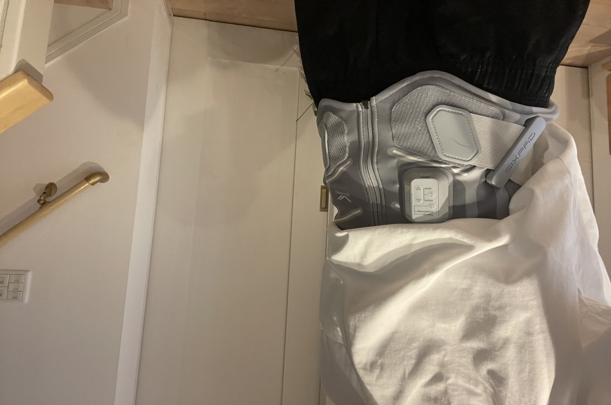 Medical Core（メディカルコア）を装着している理学療法士レビュアー